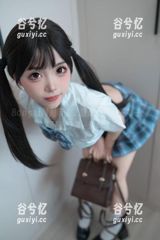 Bangni邦尼带来了图册，穹妹的每一张是不是都像一道风景？