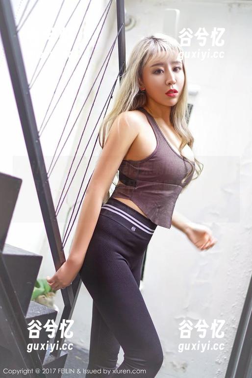 Feilin嗲囡囡 - 就是阿朱啊的办公室定制写真：是压抑还是释怀，来瞧瞧这职场的另一面…