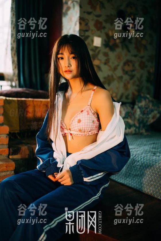 GIRLT果团网 - 提到通灵儿，怎能不提短裤？私拍合集让你停不下来！