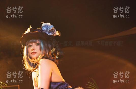 Luisa_零纱在泳池里待了一整天，图库刷新，下载傻傻不懂？