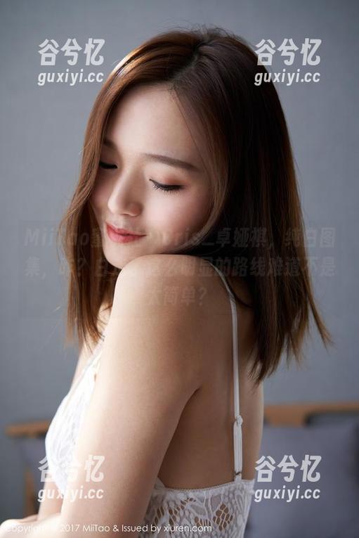 MiiTao蜜桃社 - Cris_卓娅祺，纯白图集，咋？白走了这么明显的路线难道不是太简单？