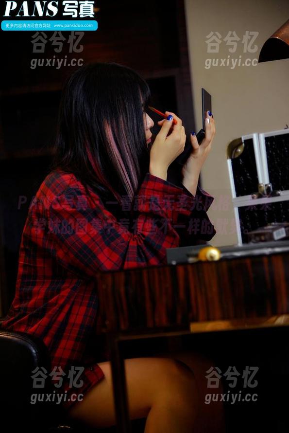 PANS写真-果果 PANS写真 - 一看就是无圣光风格,果果学妹的图集中竟有些不一样的默契。