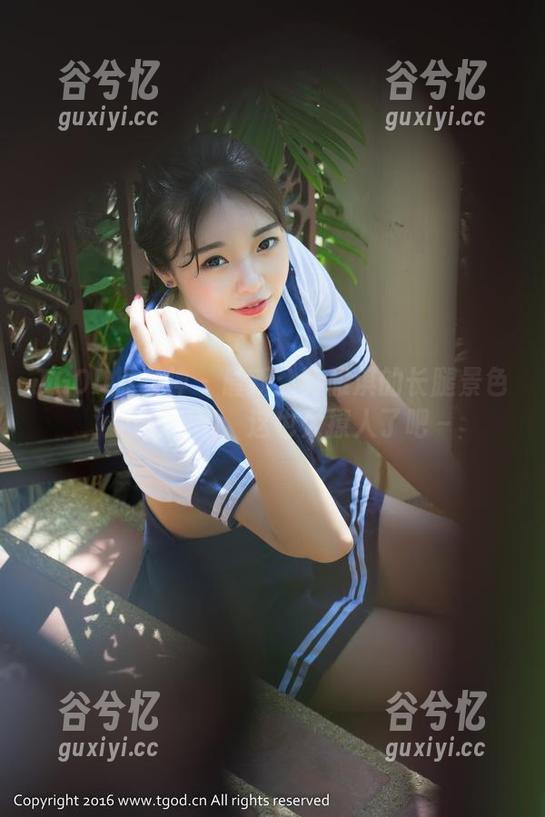 TGOD推女神 - 最新：莫雅淇的长腿景色，怎么回事，这也太撩人了吧～