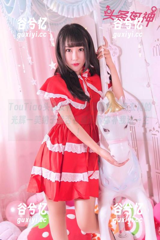 TouTiao头条女神 - 高清图片，连衣裙的光辉—美纳子能否在裙子下弥补我这一生！
