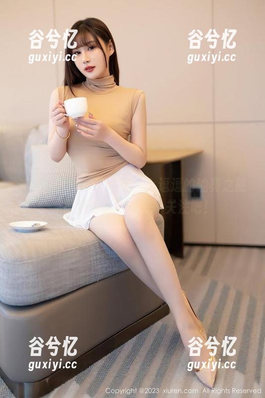 Xiuren秀人网 - 嘘，小逗逗的油亮之旅，图包更新然后……关注吧！