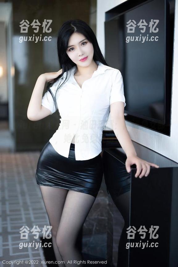 Xiuren秀人网 - 油田溪溪：高清兔女郎，她比兔兔还萌！