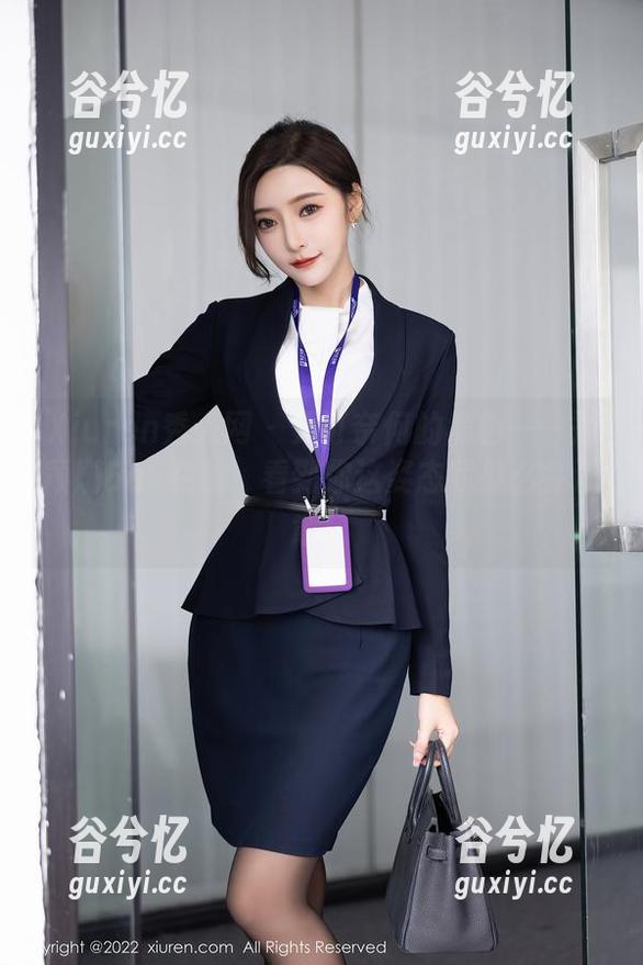 Xiuren秀人网 - 无可奈何的黑色——郑颖姗Bev在线，看到你这姿态我怎么会满意！