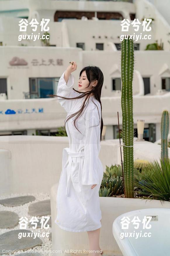 Xiuren秀人网 - 你能相信这些写真都是来自内衣？陈柒柒太会玩了！