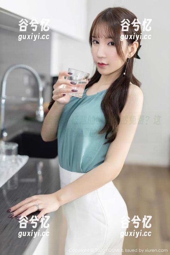 YouMi尤蜜荟 - 筱慧的学姐居然免费？这算不算资源的馈赠？