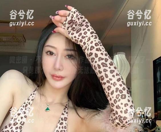 微密圈 - 不爱笑的赛琳的作品可以说是把我打动了…只是那个礼服我还是无法删掉网盘里的臭脸