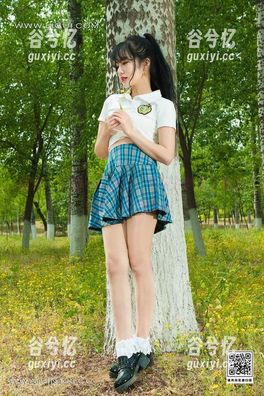 丽柜 - 这是一张原图，但凉儿叫来了她的爱宠，看着就暖！
