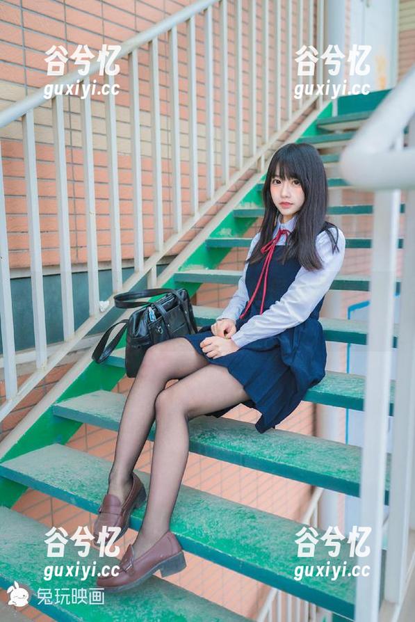 兔玩映画新出写真，夏天的颜色真的愉快到让我心乱如麻！