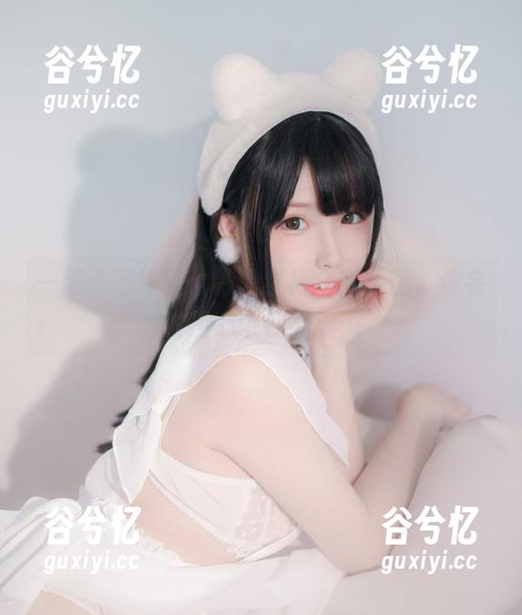 一组十万珍吱伏特的红裙全套原图，你会发现心中在荡漾…