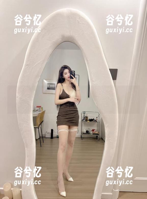 微密圈 - 周妍希浴室无水印合集更新出炉，水花四溅！