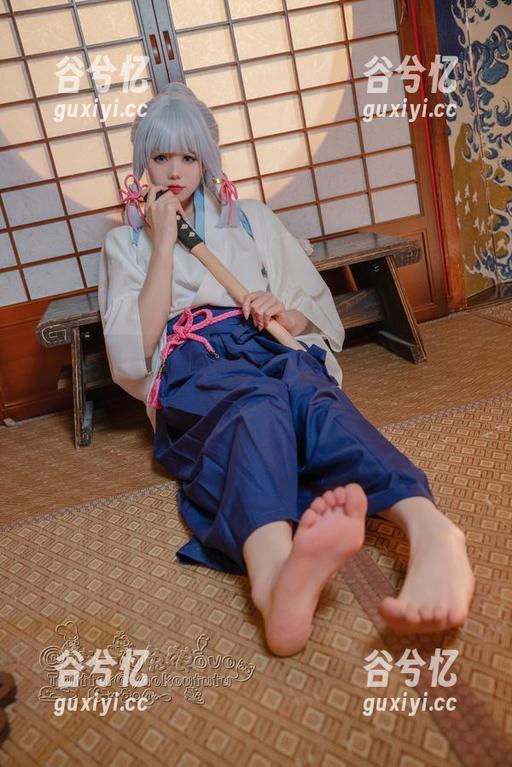 咬人小小兔的图库，让我不小心冒出了不少对少女的好奇。