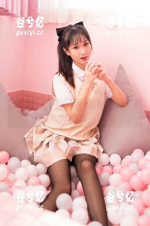 嗲囡囡 - 晗大大Via带来的图集分享，女神的风格和麦片一样多变