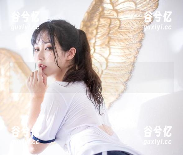 小心，这睡衣有毒！奇行家狗崽的无圣光图包炸裂感官