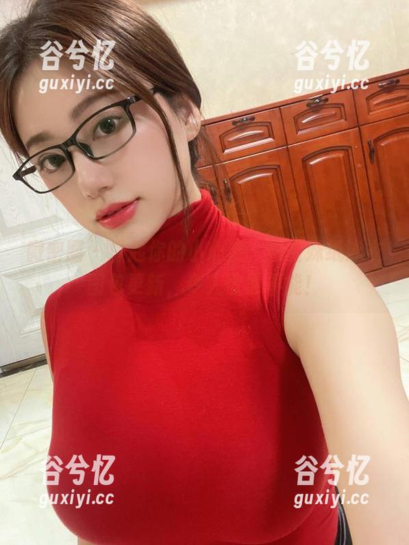 微密圈 - 掀起你的小心脏，奶宝妹纸泳衣图包更新，令人欲罢不能！