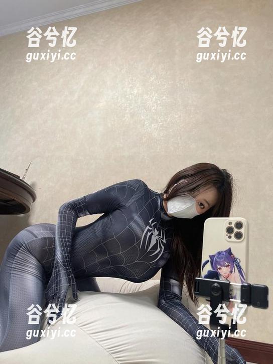 微密圈 - 一组写真，千万别小看了奶宝妹纸，一个眼神就能让你陷进去。