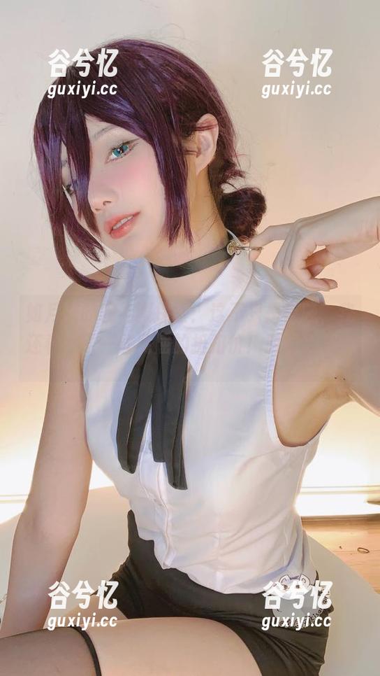 如月灰的晚礼服探险：这不只是夜晚，我还看到了一些冤屈的折扣价！原图验证中。