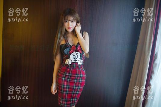 推女郎 - 线上钉子户！连欣的瑜伽作品：每个姿势都悄悄带着小幽默。