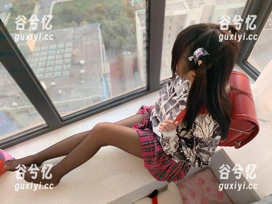 摇摇乐yoyo的私房图集：日常喵面对面记