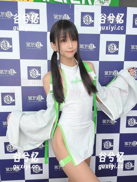 柳丸的Fantia图集，cos界的“脱线”现场，真希望下次能看到什么不一样的东西。