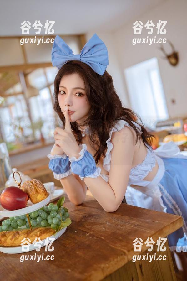 黑珍珠？桃良阿宅在吗？快来下载这个写真的惊喜吧，倒不是每颗珠子都闪闪发光哦！