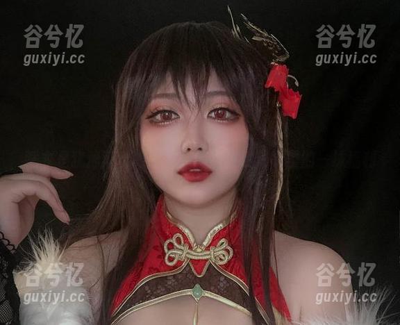 睡衣是犹豫博士的盟友：椒妮佐仁写真里的一抹福利