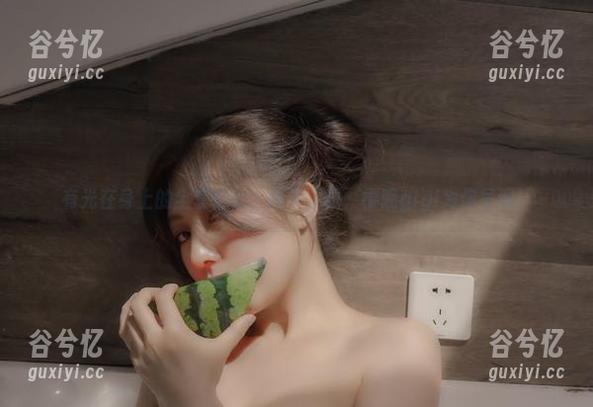 有光在身上的全套体验，快来下载，樱晚gigi为你呈现！