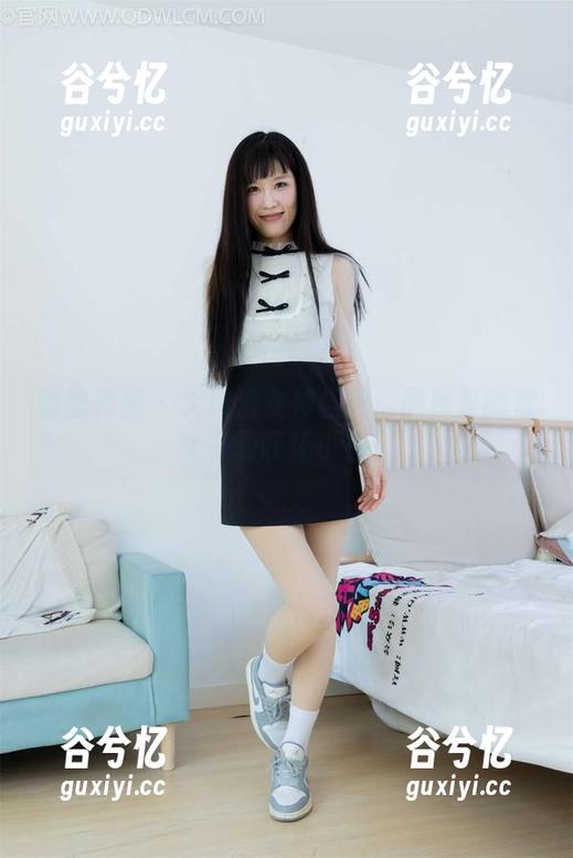 物恋传媒 - 大波浪女神佳琪：图库里的渣女资源吓坏小白！