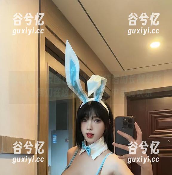 微密圈 - 原图已上线！琳铛铛的长腿更新，让我们在这迷人的线条中寻觅快乐