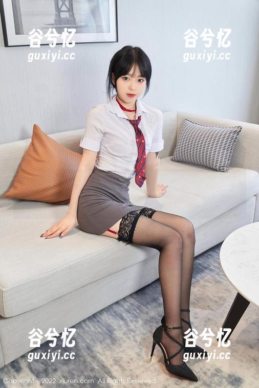 秀人网 - 金允珍呐，美腿不只是长度，还是一种气质！图包来啦～