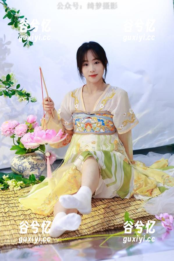 绮梦摄影 - 当宪怡的可爱变成壁纸，美图不再只是道具，而是日常的小惊喜。