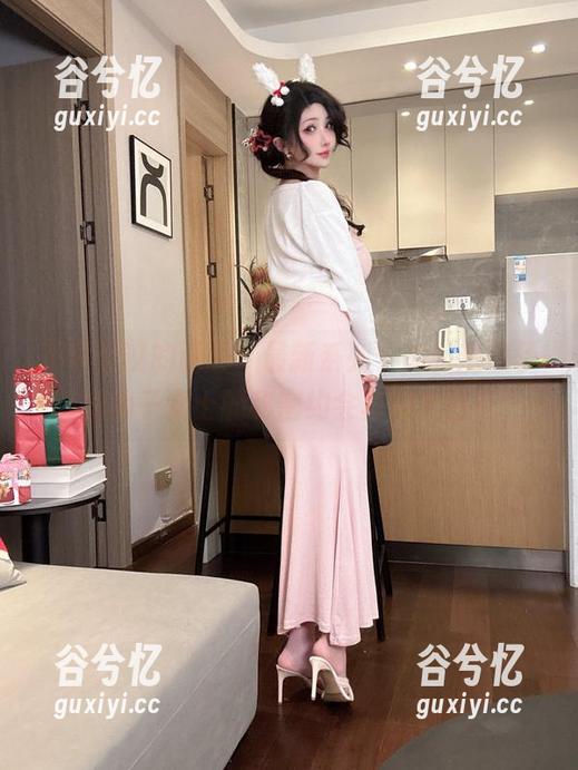 不可思议的画面！最新系列，肉扣热热子和豹子女士的秘密约会真相大白？