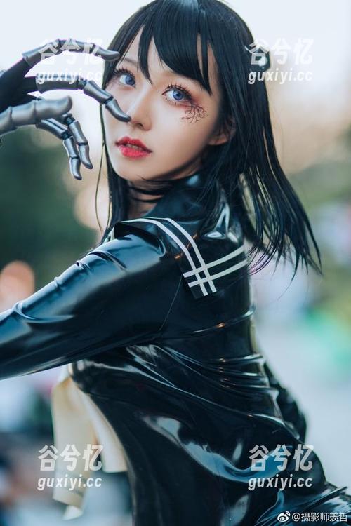 菌烨tako私拍最新力作：海伦礼服为Nikke胜利女神添彩，图片功能的水准真不一般！