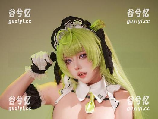 最新写真里，“菌烨tako”把JK玩出了新高度？