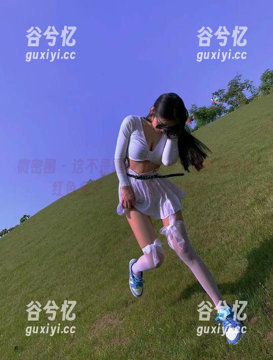 微密圈 - 这不是随便的兔子，是陈佩奇的红色兔子，且免费让你欣赏！
