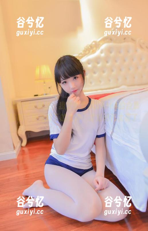 就这油亮黑丝，我觉得雪琪SAMA的合集该叫“聚光灯下的女神”才对吧？太亮了。